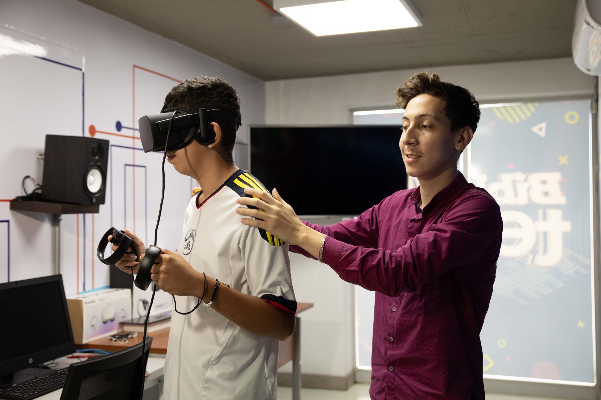 Sala de Realidad Virtual - Bibioteca Cajasan