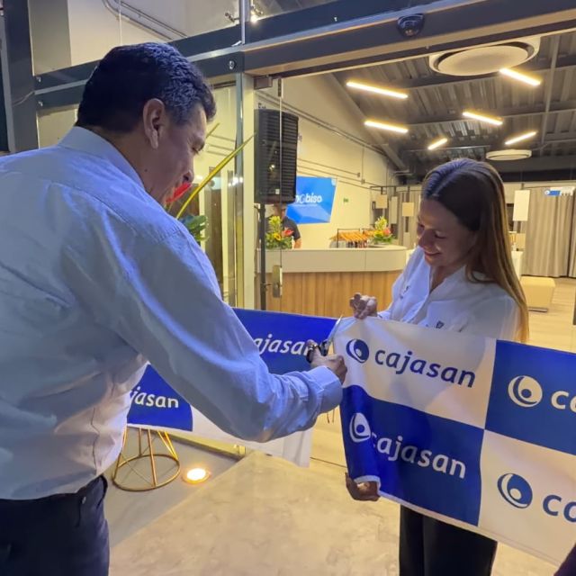 Cajasan inaugura Mobiso en Bucaramanga
