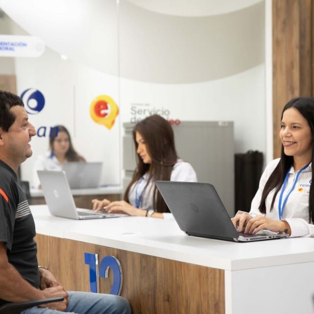 Fotografía de la dependencia de agencia de empleo cajasan