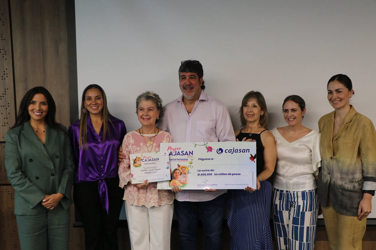 Reconocimiento Mujer Cajasan 2025: celebrando la fuerza femenina
