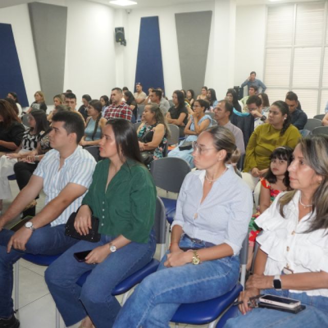 Cajasan cumple el sueño de casa propia
