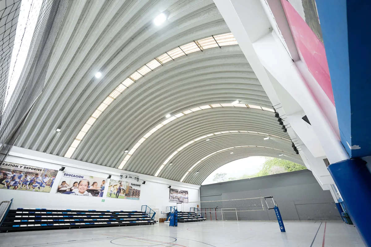 Centro Deportivo y Cultural Cajasan Personas