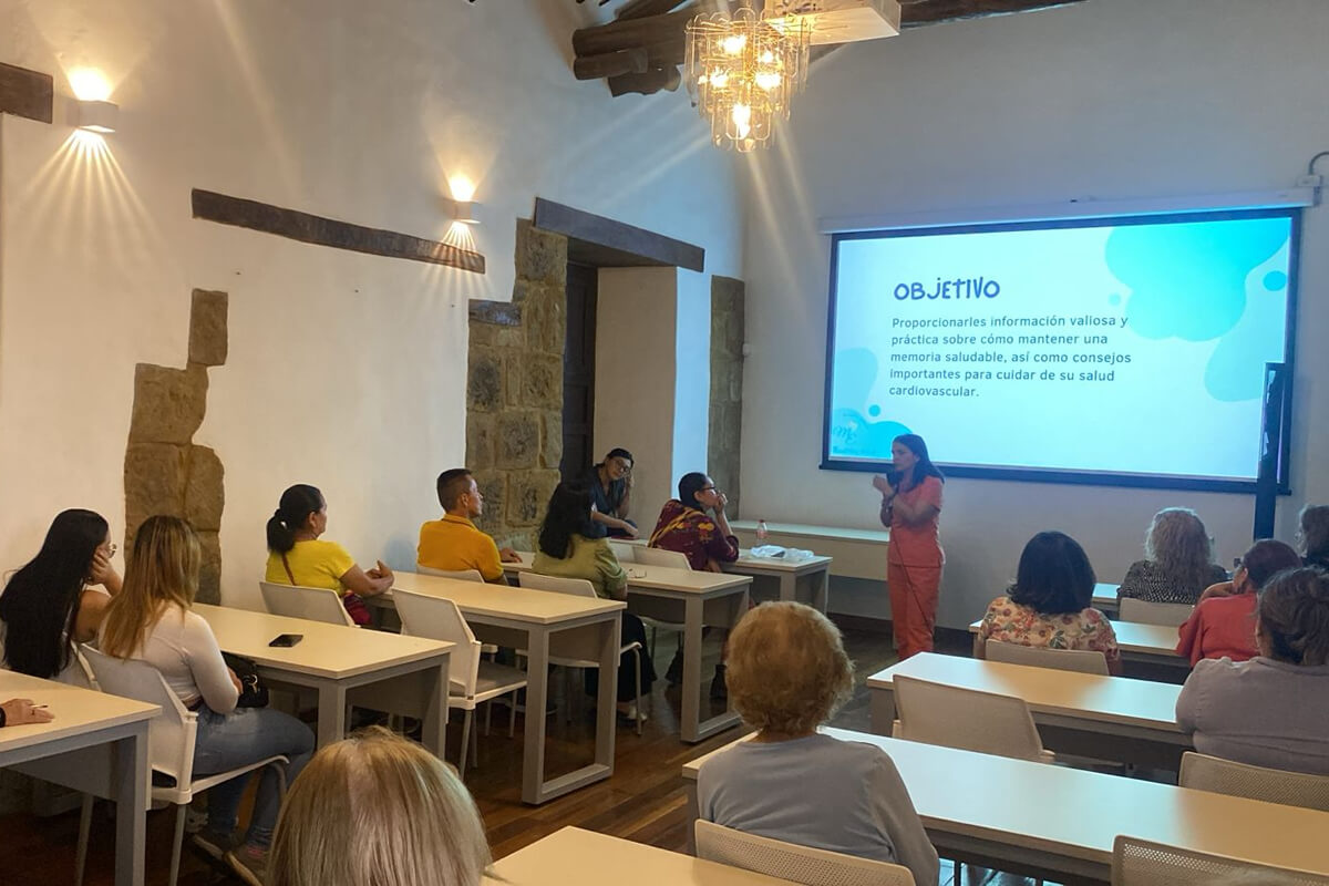 imagen de empresarios impulsando el crecimiento